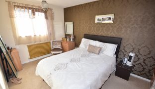 Acle - 3 Bedroom Detached house